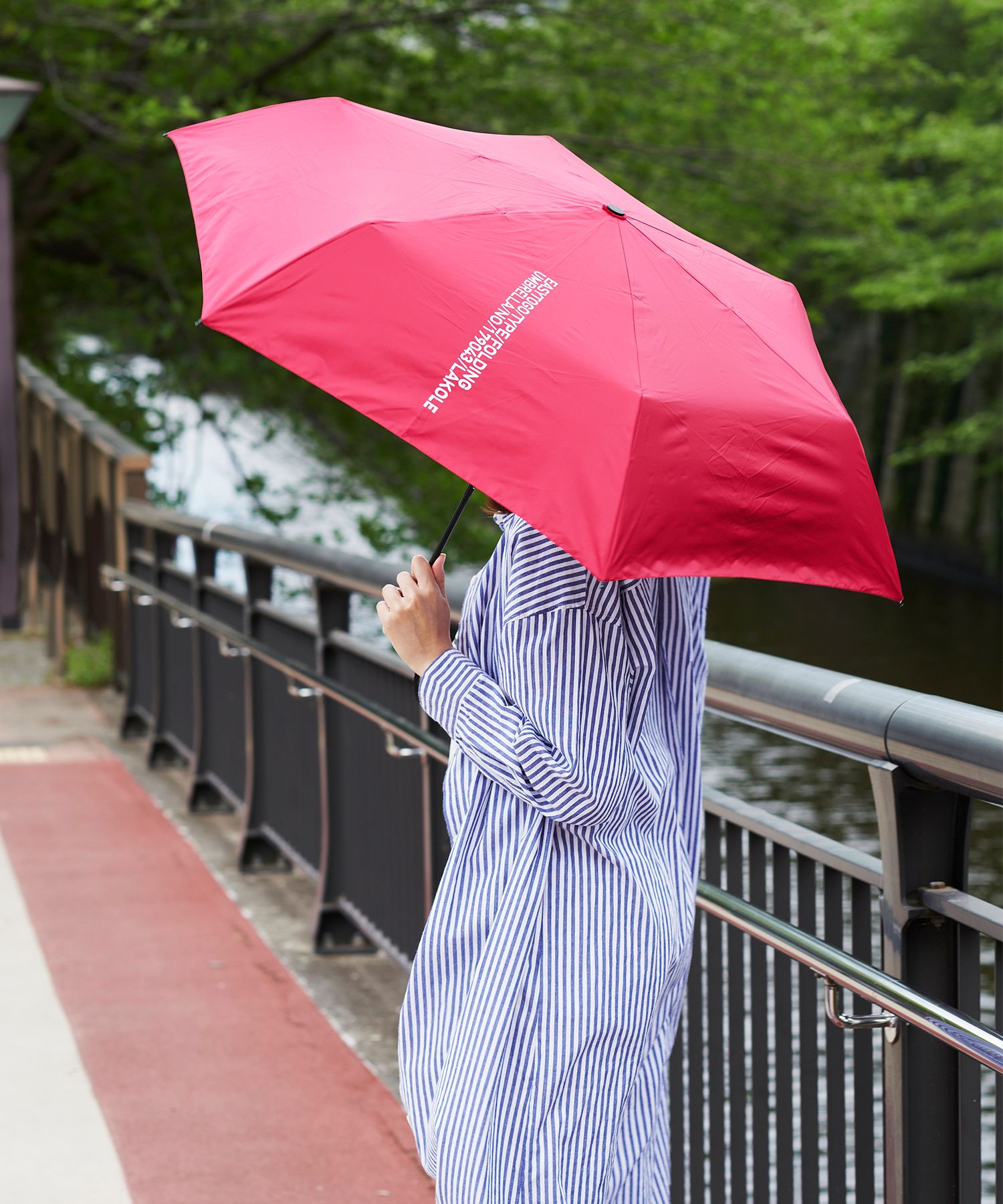 【晴雨兼用】タイポロゴ折り畳み傘 F