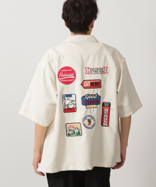 LAKOLE バックワッペン半袖シャツ ライトグレー L メンズインナー ラコレ 425810 and ST アンドエスティ(旧ドットエスティ) LAKOLE バックワッペン半袖シャツ ライトグレー L メンズインナー ラコレ 425810 and ST アンドエスティ(旧ドットエスティ)