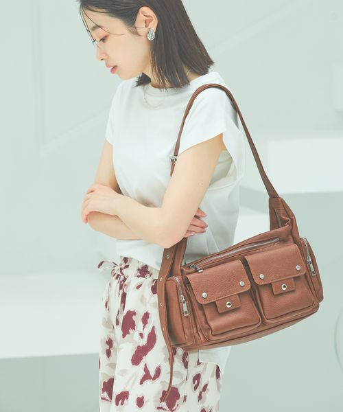 LAKOLE 【欠品カラー追加予約開始】ZIPコンビポケットワンショルダーバッグ ライトベージュ FREE ウィメンズグッズ ラコレ 495400 and ST アンドエスティ(旧ドットエスティ) LAKOLE 【欠品カラー追加予約開始】ZIPコンビポケットワンショルダーバッグ ライトベージュ FREE ウィメンズグッズ ラコレ 495400 and ST アンドエスティ(旧ドットエスティ)