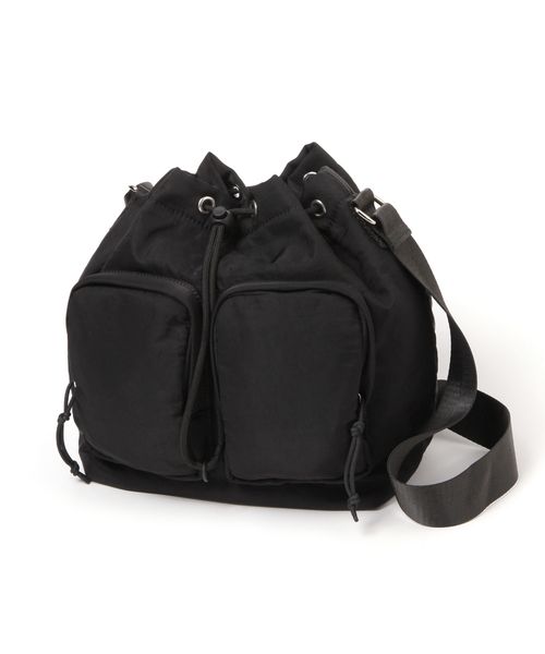 LAKOLE Wポケット巾着ショルダーバッグ シルバー FREE メンズグッズ ラコレ 498651 and ST アンドエスティ(旧ドットエスティ) LAKOLE Wポケット巾着ショルダーバッグ シルバー FREE メンズグッズ ラコレ 498651 and ST アンドエスティ(旧ドットエスティ)