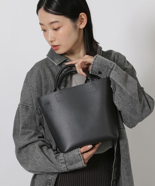 LAKOLE 2WAYハンドルミニショルダーバッグ シルバー FREE ウィメンズグッズ ラコレ 577424 and ST アンドエスティ(旧ドットエスティ) LAKOLE 2WAYハンドルミニショルダーバッグ シルバー FREE ウィメンズグッズ ラコレ 577424 and ST アンドエスティ(旧ドットエスティ)