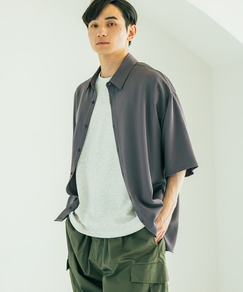 LAKOLE イージークリーン半袖シャツ チャコールグレー M メンズインナー ラコレ 578553 and ST アンドエスティ(旧ドットエスティ) LAKOLE イージークリーン半袖シャツ チャコールグレー M メンズインナー ラコレ 578553 and ST アンドエスティ(旧ドットエスティ)