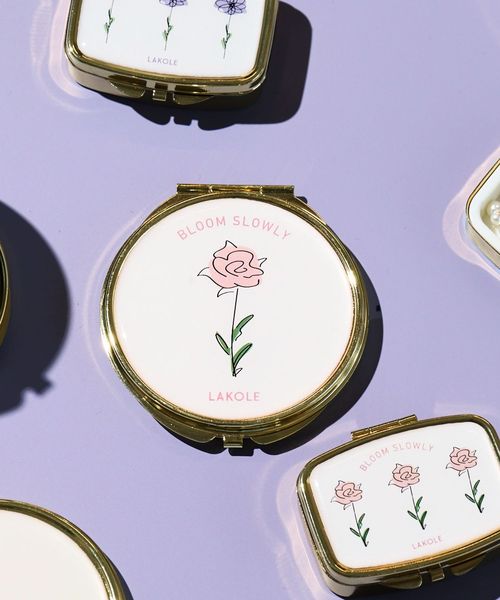 LAKOLE FLOWERコンパクトミラー 理美容用品 ホワイト FREE ラコレ 580796 and ST アンドエスティ(旧ドットエスティ) LAKOLE FLOWERコンパクトミラー 理美容用品 ホワイト FREE ラコレ 580796 and ST アンドエスティ(旧ドットエスティ)