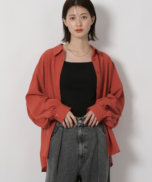 LAKOLE 袖タックシャーリングシャツ ボルドー FREE ウィメンズインナー ラコレ 582562 and ST アンドエスティ(旧ドットエスティ) LAKOLE 袖タックシャーリングシャツ ボルドー FREE ウィメンズインナー ラコレ 582562 and ST アンドエスティ(旧ドットエスティ)