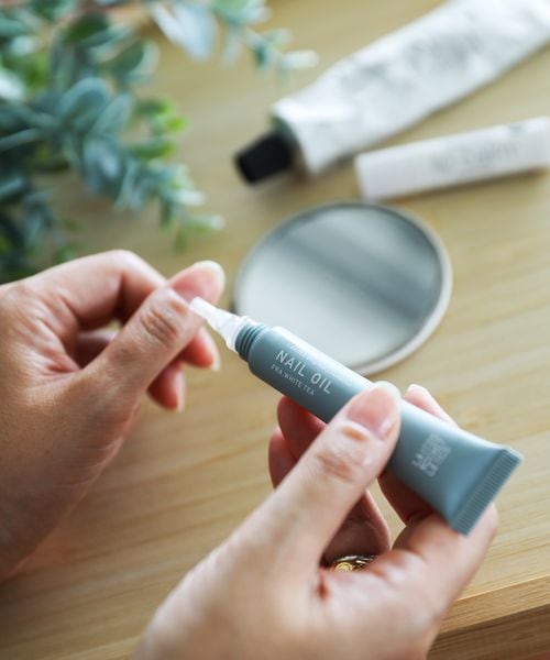 LAKOLE ネイルオイル[WHITE TEA] ケア用品 ホワイト FREE ラコレ 587257 and ST アンドエスティ（旧ドットエスティ）