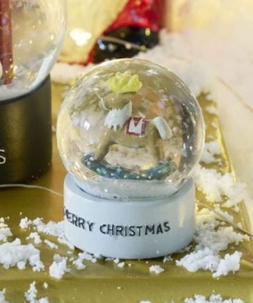 スノードーム││クリスマス気分のトナカイ│131 スノードーム││クリスマス気分のトナカイ│131 Amazon.co.jp