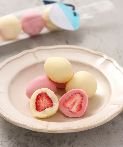 LAKOLE フリーズドライいちご ホワイト/ストロベリー ピンク XXL 菓子 ラコレ 619294 and ST アンドエスティ(旧ドットエスティ) LAKOLE フリーズドライいちご ホワイト/ストロベリー ピンク XXL 菓子 ラコレ 619294 and ST アンドエスティ(旧ドットエスティ)