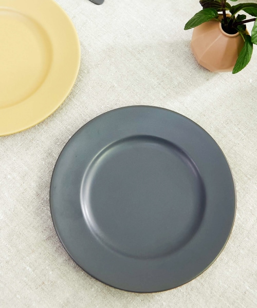 LAKOLE マットリムプレート(M) 洋食器 シルバー FREE ラコレ 896417 and ST アンドエスティ(旧ドットエスティ) LAKOLE マットリムプレート(M) 洋食器 シルバー FREE ラコレ 896417 and ST アンドエスティ(旧ドットエスティ)