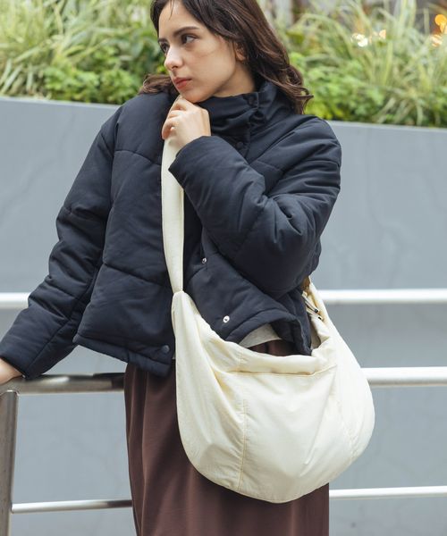 LAKOLE クロワッサンBIGショルダー ベージュ FREE ウィメンズグッズ ラコレ 969649 and ST アンドエスティ(旧ドットエスティ) LAKOLE クロワッサンBIGショルダー ベージュ FREE ウィメンズグッズ ラコレ 969649 and ST アンドエスティ(旧ドットエスティ)