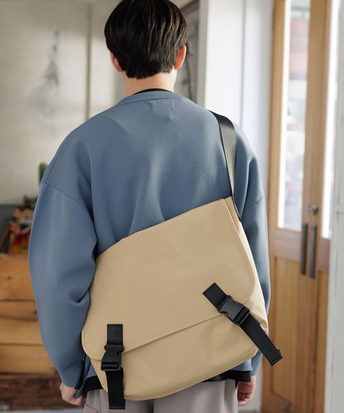 LAKOLE ラージメッセンジャーBAG ブラウン FREE メンズグッズ ラコレ 991660 and ST アンドエスティ(旧ドットエスティ) LAKOLE ラージメッセンジャーBAG ブラウン FREE メンズグッズ ラコレ 991660 and ST アンドエスティ(旧ドットエスティ)