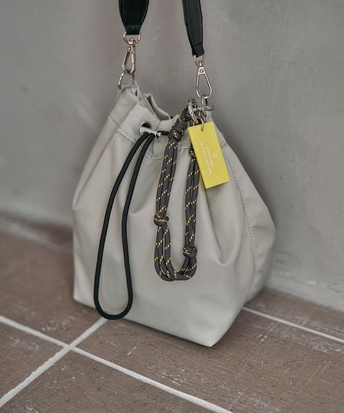 LEPSIM マルチWAYチャーム付きバッグ【カラー予約】 ライトグレー ウィメンズグッズ レプシィム 494495 and ST アンドエスティ（旧ドットエスティ）