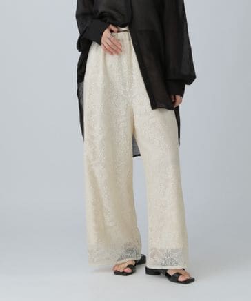 【CHIGNON 2025 】レースサイドラインパンツ　新品未使用 CHIGNON 2025 】レースサイドラインパンツ 新品未使用 CHIGNON 2025