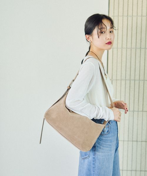 LEPSIM フェイクレザースクエアショルダー ライトベージュ ウィメンズグッズ レプシィム 573177 and ST アンドエスティ(旧ドットエスティ) LEPSIM フェイクレザースクエアショルダー ライトベージュ ウィメンズグッズ レプシィム 573177 and ST アンドエスティ(旧ドットエスティ)