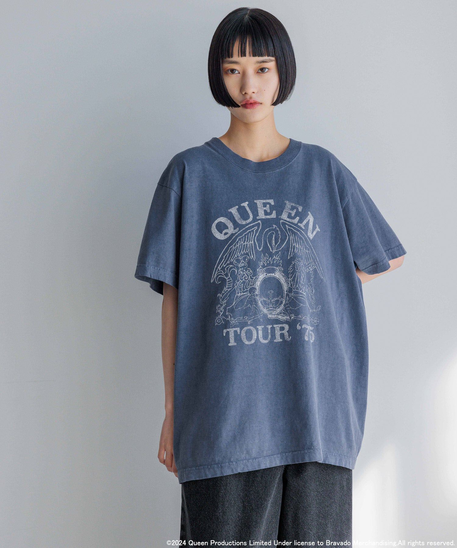 yuw】ＱＵＥＥＮ ＴＯＵＲ Ｔｅｅ | [公式]ローリーズファーム 