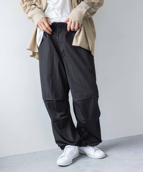 LOWRYS FARM 【MEN】ナイロンドローコードパンツ ブラック L メンズ ローリーズファーム 129612 and ST アンドエスティ(旧ドットエスティ) LOWRYS FARM 【MEN】ナイロンドローコードパンツ ブラック L メンズ ローリーズファーム 129612 and ST アンドエスティ(旧ドットエスティ)