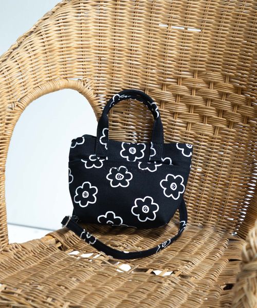 LOWRYS FARM 【カラー予約】【KIDS】2WAYミニト−トBAG ライトグレー キッズ ローリーズファーム 137335 and ST アンドエスティ(旧ドットエスティ) LOWRYS FARM 【カラー予約】【KIDS】2WAYミニト−トBAG ライトグレー キッズ ローリーズファーム 137335 and ST アンドエスティ(旧ドットエスティ)