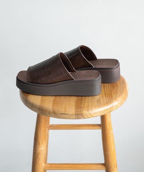 感動フィットサンダル