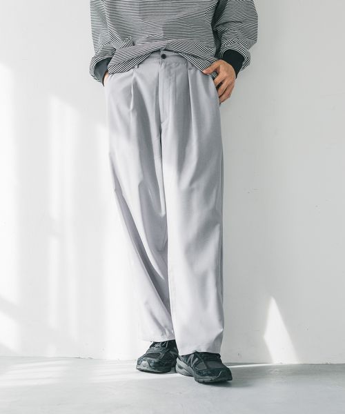 LOWRYS FARM 【MENS】【SETUP可能】ファンマートロワイドパンツ ライトグレー L メンズ ローリーズファーム 321423 and ST アンドエスティ(旧ドットエスティ) LOWRYS FARM 【MENS】【SETUP可能】ファンマートロワイドパンツ ライトグレー L メンズ ローリーズファーム 321423 and ST アンドエスティ(旧ドットエスティ)