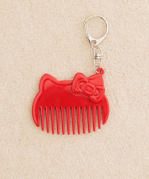 LOWRYS FARM Me%【HELLO KITTY】コームチャーム レッド ウィメンズグッズ_MP ローリーズファーム 323081 and ST アンドエスティ(旧ドットエスティ) LOWRYS FARM Me%【HELLO KITTY】コームチャーム レッド ウィメンズグッズ_MP ローリーズファーム 323081 and ST アンドエスティ(旧ドットエスティ)