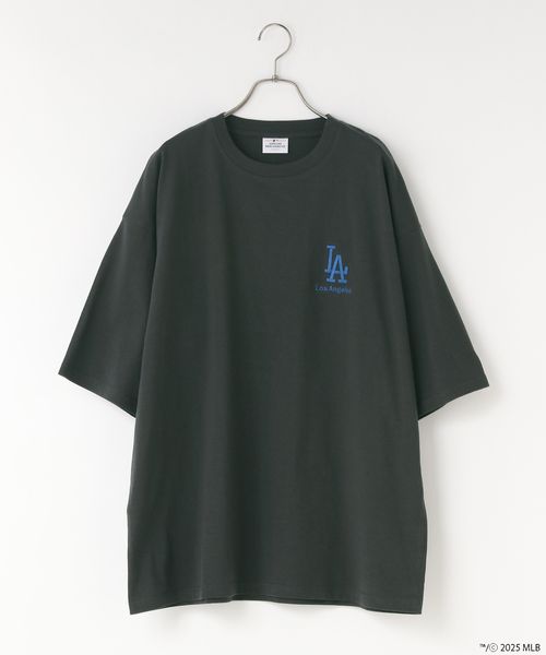 LOWRYS FARM 【UNISEX】MLBシシュウロゴTSS チャコールグレー M メンズ ローリーズファーム 324945 and ST アンドエスティ(旧ドットエスティ) LOWRYS FARM 【UNISEX】MLBシシュウロゴTSS チャコールグレー M メンズ ローリーズファーム 324945 and ST アンドエスティ(旧ドットエスティ)