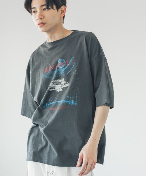 LOWRYS FARM 【UNISEX】USEDライクプリントTシャツ ライトグレー L メンズ ローリーズファーム 324955 and ST アンドエスティ(旧ドットエスティ) LOWRYS FARM 【UNISEX】USEDライクプリントTシャツ ライトグレー L メンズ ローリーズファーム 324955 and ST アンドエスティ(旧ドットエスティ)