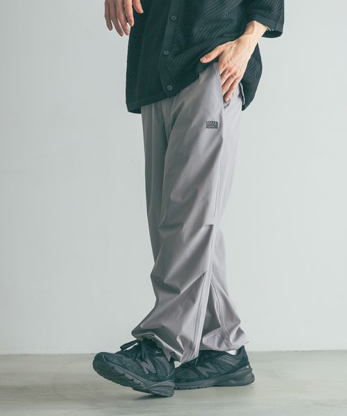 LOWRYS FARM 【UNISEX】【SETUP可能】SIERRAナイロンパンツ グレー L メンズ ローリーズファーム 490971 and ST アンドエスティ(旧ドットエスティ) LOWRYS FARM 【UNISEX】【SETUP可能】SIERRAナイロンパンツ グレー L メンズ ローリーズファーム 490971 and ST アンドエスティ(旧ドットエスティ)