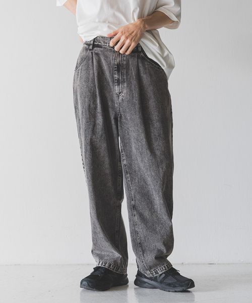 LOWRYS FARM 【MEN】ライトデニムタックワイドパンツ ライトグレー M メンズ ローリーズファーム 492200 and ST アンドエスティ(旧ドットエスティ) LOWRYS FARM 【MEN】ライトデニムタックワイドパンツ ライトグレー M メンズ ローリーズファーム 492200 and ST アンドエスティ(旧ドットエスティ)