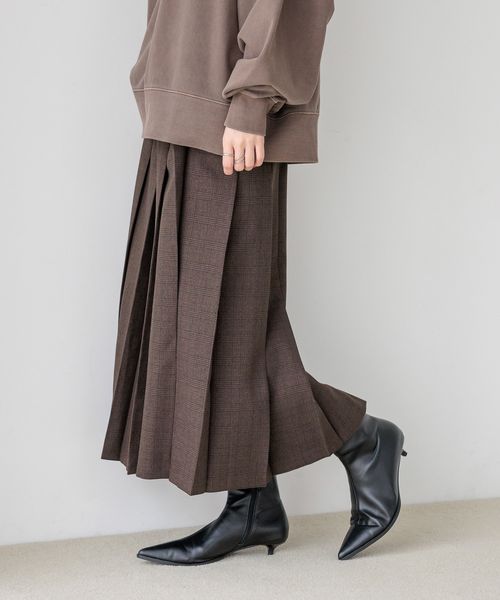 LOWRYS FARM ラナテックプリーツミディスカート ライトベージュ L ウィメンズボトムス ローリーズファーム 497489 and ST アンドエスティ(旧ドットエスティ) LOWRYS FARM ラナテックプリーツミディスカート ライトベージュ L ウィメンズボトムス ローリーズファーム 497489 and ST アンドエスティ(旧ドットエスティ)