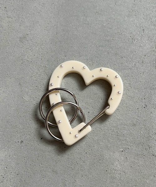 LOWRYS FARM 【Me%】アクリルハートカラビナ ナチュラル ウィメンズグッズ_MP ローリーズファーム 497852 and ST アンドエスティ(旧ドットエスティ) LOWRYS FARM 【Me%】アクリルハートカラビナ ナチュラル ウィメンズグッズ_MP ローリーズファーム 497852 and ST アンドエスティ(旧ドットエスティ)