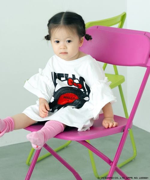 LOWRYS FARM KIDS 【HELLO KITTY】ロックフリルTシャツ オフホワイト キッズ ローリーズファーム 572654 and ST アンドエスティ(旧ドットエスティ) LOWRYS FARM KIDS 【HELLO KITTY】ロックフリルTシャツ オフホワイト キッズ ローリーズファーム 572654 and ST アンドエスティ(旧ドットエスティ)