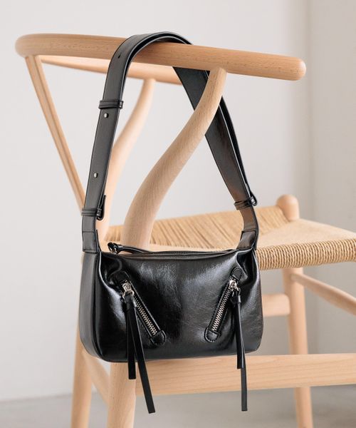 LOWRYS FARM 【WEB限定アイテム】ギボシショルダーミニバック ブラック ウィメンズグッズ ローリーズファーム 578632 and ST アンドエスティ(旧ドットエスティ) LOWRYS FARM 【WEB限定アイテム】ギボシショルダーミニバック ブラック ウィメンズグッズ ローリーズファーム 578632 and ST アンドエスティ(旧ドットエスティ)