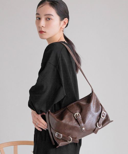 LOWRYS FARM 【WEB限定アイテム】ベルトデザインショルダーバック ブラウン ウィメンズグッズ ローリーズファーム 578633 and ST アンドエスティ(旧ドットエスティ) LOWRYS FARM 【WEB限定アイテム】ベルトデザインショルダーバック ブラウン ウィメンズグッズ ローリーズファーム 578633 and ST アンドエスティ(旧ドットエスティ)