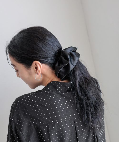 LOWRYS FARM フリルクルリンヘアカフ ブラック ウィメンズグッズ ローリーズファーム 579123 and ST アンドエスティ(旧ドットエスティ) LOWRYS FARM フリルクルリンヘアカフ ブラック ウィメンズグッズ ローリーズファーム 579123 and ST アンドエスティ(旧ドットエスティ)