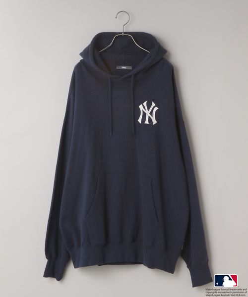 LOWRYS FARM 【LFM(U)】MLBロゴスウェットパーカー ネイビー M メンズ ローリーズファーム 579331 and ST アンドエスティ(旧ドットエスティ) LOWRYS FARM 【LFM(U)】MLBロゴスウェットパーカー ネイビー M メンズ ローリーズファーム 579331 and ST アンドエスティ(旧ドットエスティ)