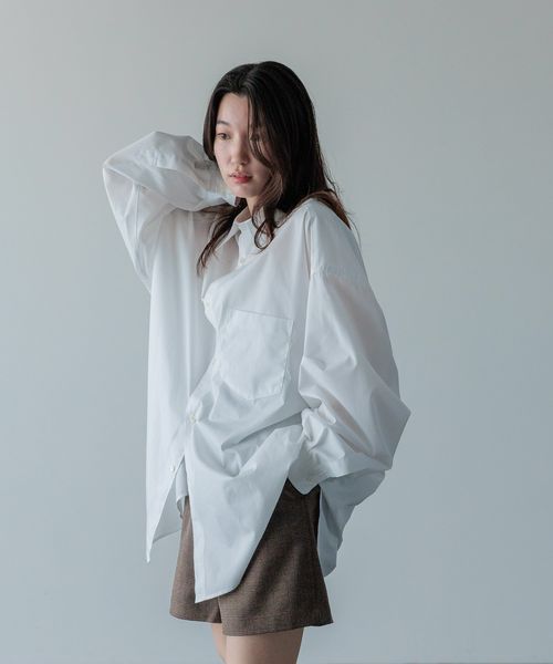 LOWRYS FARM 【新ラインLFM(U)】BROAD SHIRT【UNISEX】 オフホワイト M メンズ ローリーズファーム 581696 and ST アンドエスティ(旧ドットエスティ) LOWRYS FARM 【新ラインLFM(U)】BROAD SHIRT【UNISEX】 オフホワイト M メンズ ローリーズファーム 581696 and ST アンドエスティ(旧ドットエスティ)