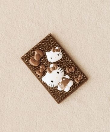 HELLO KITTY】キルティングデコminiミラー | [公式]ローリーズファーム