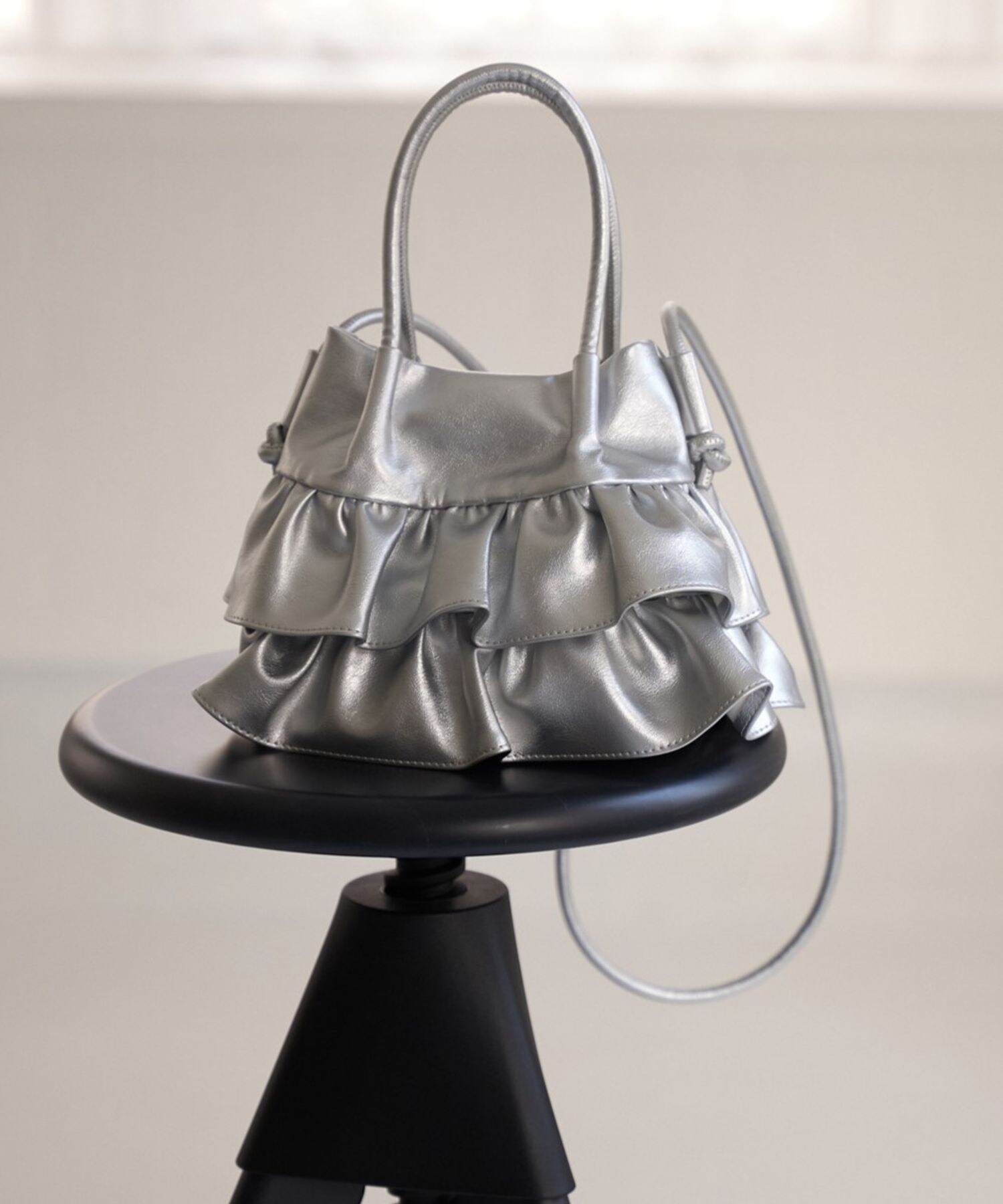 先行予約】レザーフリル巾着BAG | [公式]ミスティウーマン（mysty  