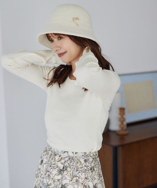 MISS BLUMARINE ミスブルマリン ホワイト White クルーネック 