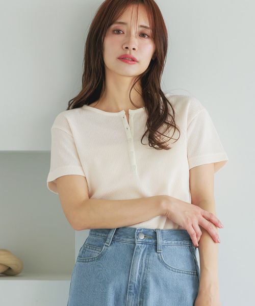 mysty woman 【WEB限定/追加予約】無地&ボーダー/ヘンリーネックTシャツ半袖 オフホワイト FREE ウィメンズインナー ミスティーウーマン 499729 and ST アンドエスティ(旧ドットエスティ) mysty woman 【WEB限定/追加予約】無地&ボーダー/ヘンリーネックTシャツ半袖 オフホワイト FREE ウィメンズインナー ミスティーウーマン 499729 and ST アンドエスティ(旧ドットエスティ)