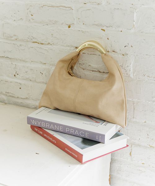 mysty woman 【LE VERNIS】トライアングルBAG ベージュ FREE ウィメンズグッズ ミスティーウーマン 574317 and ST アンドエスティ(旧ドットエスティ) mysty woman 【LE VERNIS】トライアングルBAG ベージュ FREE ウィメンズグッズ ミスティーウーマン 574317 and ST アンドエスティ(旧ドットエスティ)