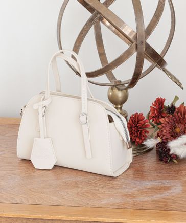 ⭐ayumi hamasaki ボストンショルダーバッグ チャームキーホルダー