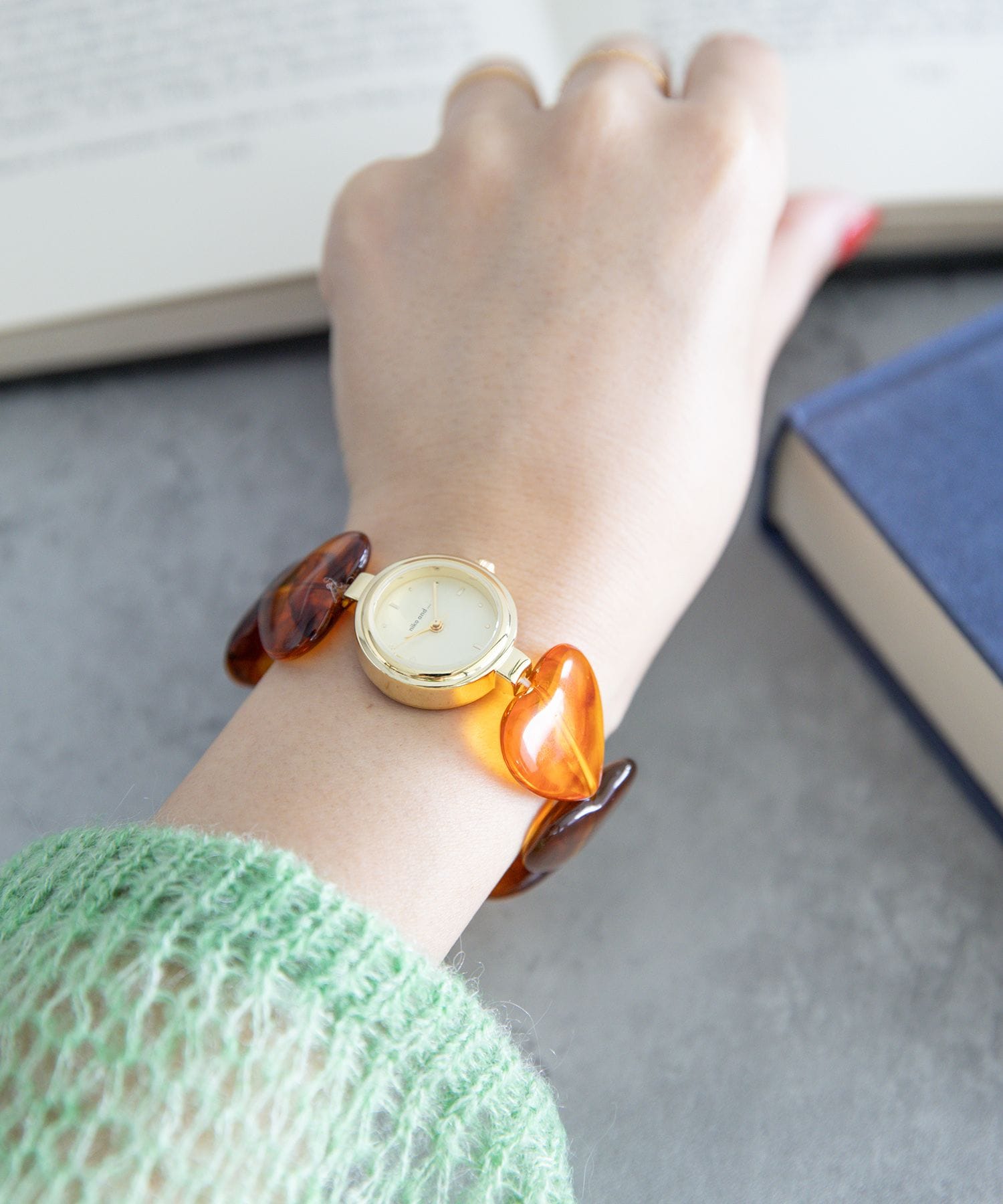 TINA：JOJUN ハート型時計ブレスレッ ト TINA：JOJUN ハート型時計ブレスレッ ト ハート型 時計ブレスレット