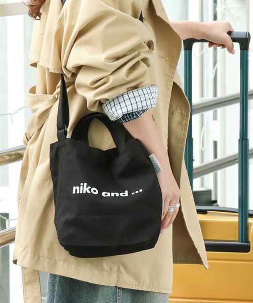 niko and .オリジナルニコロゴショルダーバッグM バッグ シルバー ニコアンド 153150 and ST アンドエスティ(旧ドットエスティ) niko and .オリジナルニコロゴショルダーバッグM バッグ シルバー ニコアンド 153150 and ST アンドエスティ(旧ドットエスティ)