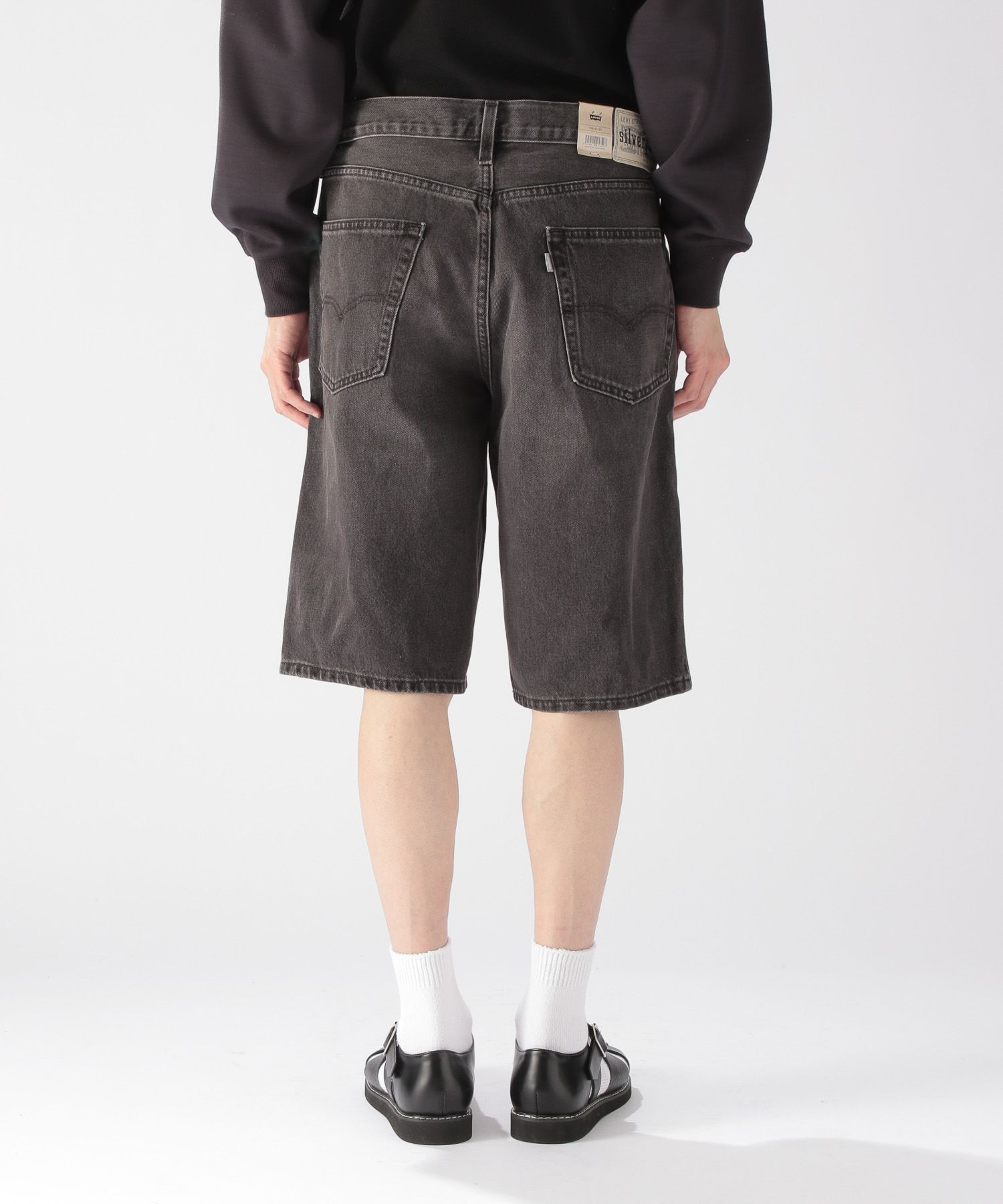 Levi's(リーバイス)】SILVERTAB LOOSE SHORT Z3684 | [公式]ニコアンド 