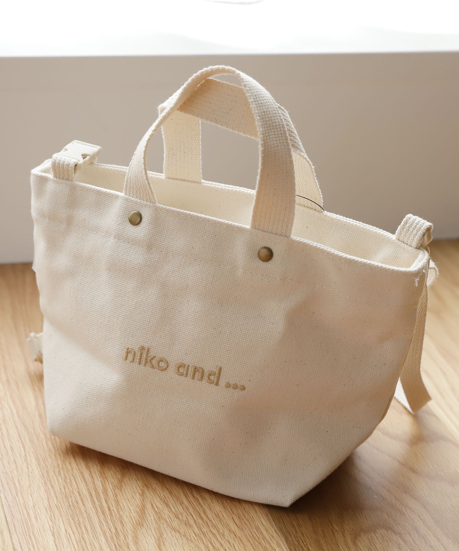 niko and... ニコアンド  ケロッグ　トートバッグ　バッグ　新品　人気