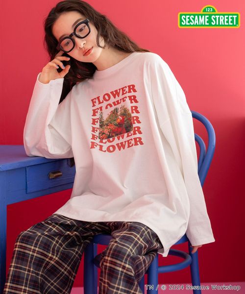 niko and .【SESAME STREET(セサミストリート)】コラボ フォトロングTシャツ ライトグレー FREE ウィメンズインナー ニコアンド 246382 and ST アンドエスティ(旧ドットエスティ) niko and .【SESAME STREET(セサミストリート)】コラボ フォトロングTシャツ ライトグレー FREE ウィメンズインナー ニコアンド 246382 and ST アンドエスティ(旧ドットエスティ)