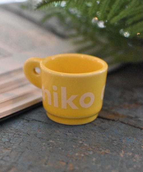 niko and .ニコロゴミニマグカップ/容量10ml 食器 イエロー ニコアンド 254366 and ST アンドエスティ(旧ドットエスティ) niko and .ニコロゴミニマグカップ/容量10ml 食器 イエロー ニコアンド 254366 and ST アンドエスティ(旧ドットエスティ)