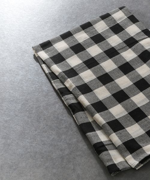 niko and .【Fishs Eddy(フィッシュエディ)】チェック柄マルチカバー/150×225cm シルバー FISHS EDDY ニコアンド 279294 and ST アンドエスティ(旧ドットエスティ) niko and .【Fishs Eddy(フィッシュエディ)】チェック柄マルチカバー/150×225cm シルバー FISHS EDDY ニコアンド 279294 and ST アンドエスティ(旧ドットエスティ)