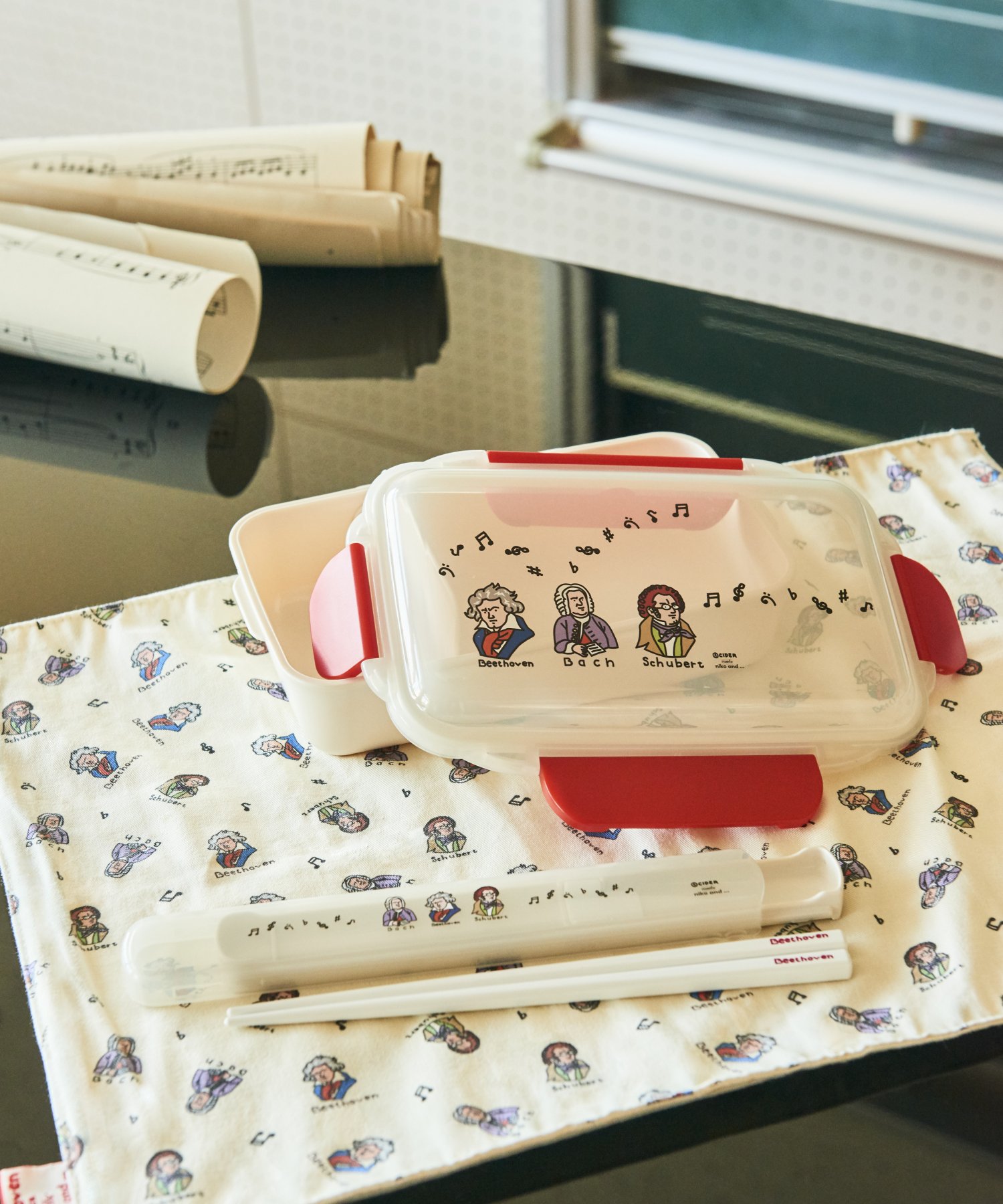 かせきさいだぁ コラボランチボックス 公式 ニコアンド Niko And 通販