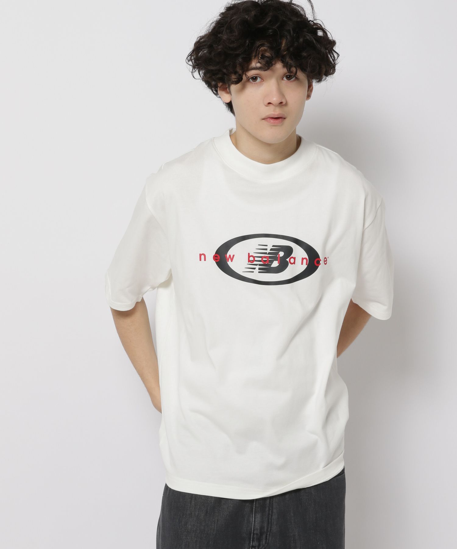 New Balance(ニューバランス)】 オーバサイズ ショートスリーブTシャツ